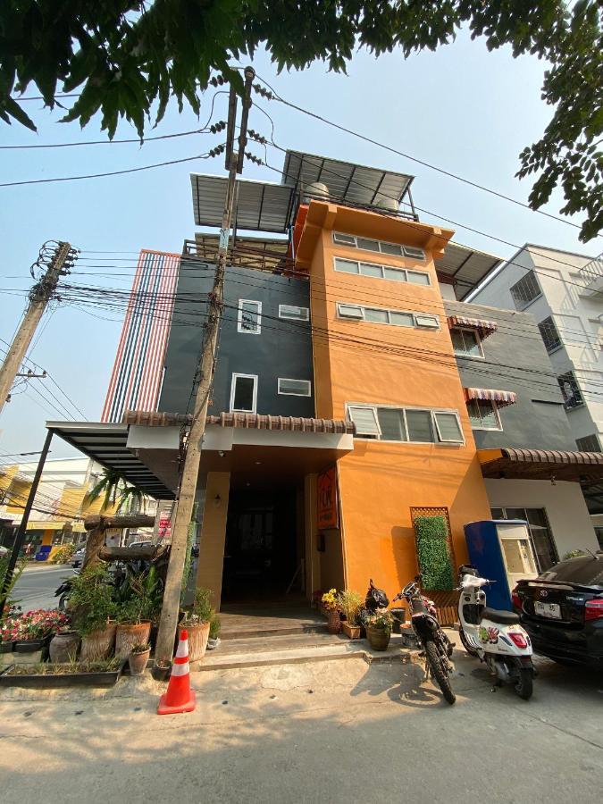 7 เฮาส์ Aparthotel เชียงใหม่ ภายนอก รูปภาพ
