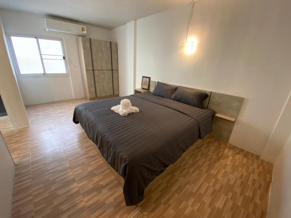 7 เฮาส์ Aparthotel เชียงใหม่ ภายนอก รูปภาพ