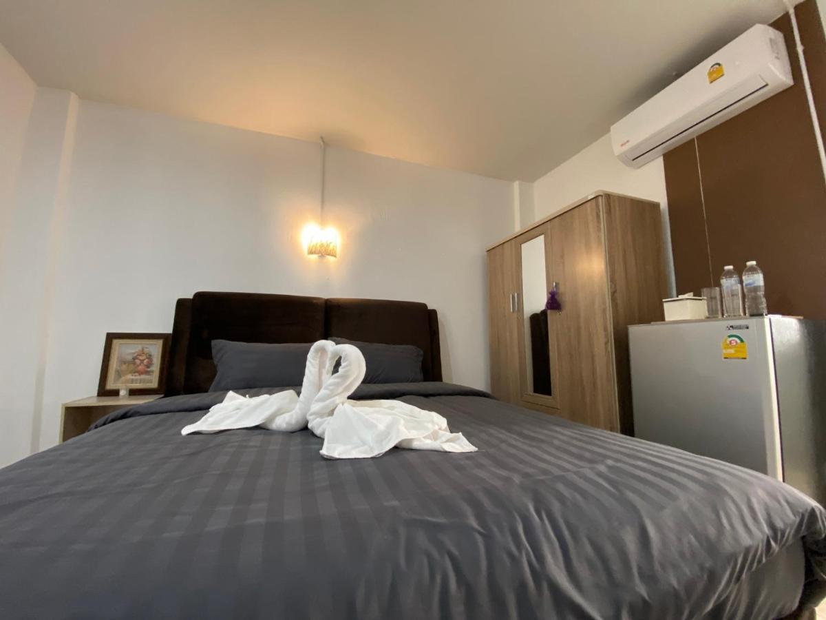 7 เฮาส์ Aparthotel เชียงใหม่ ภายนอก รูปภาพ