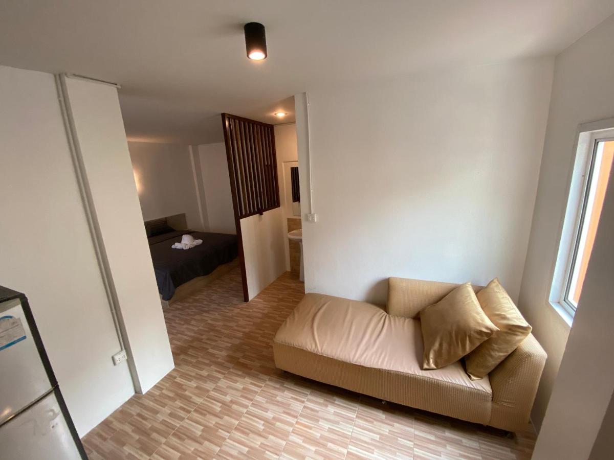 7 เฮาส์ Aparthotel เชียงใหม่ ภายนอก รูปภาพ