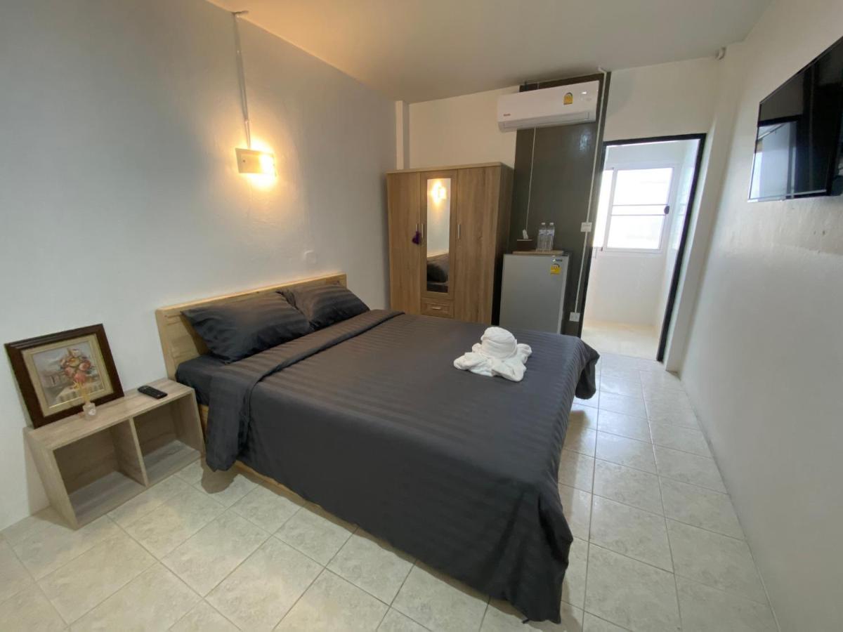 7 เฮาส์ Aparthotel เชียงใหม่ ภายนอก รูปภาพ