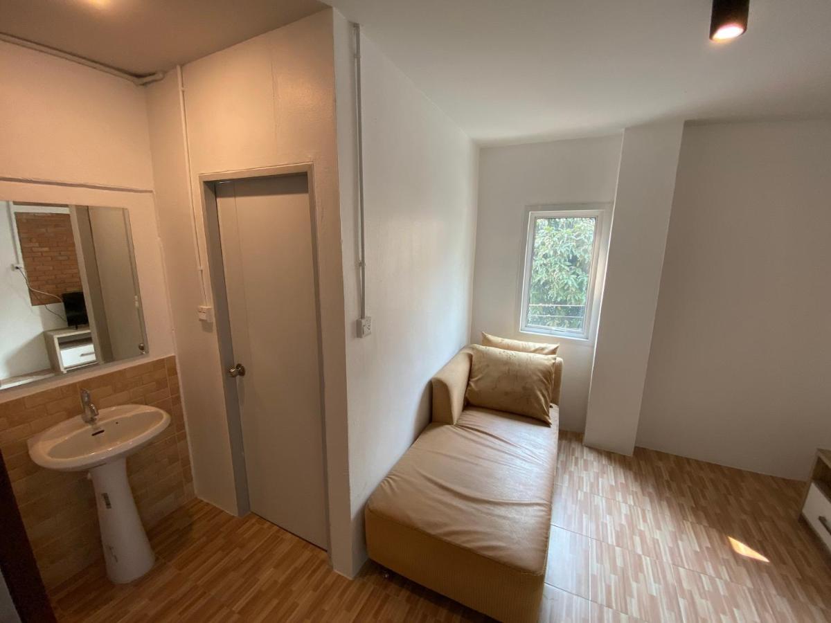 7 เฮาส์ Aparthotel เชียงใหม่ ภายนอก รูปภาพ