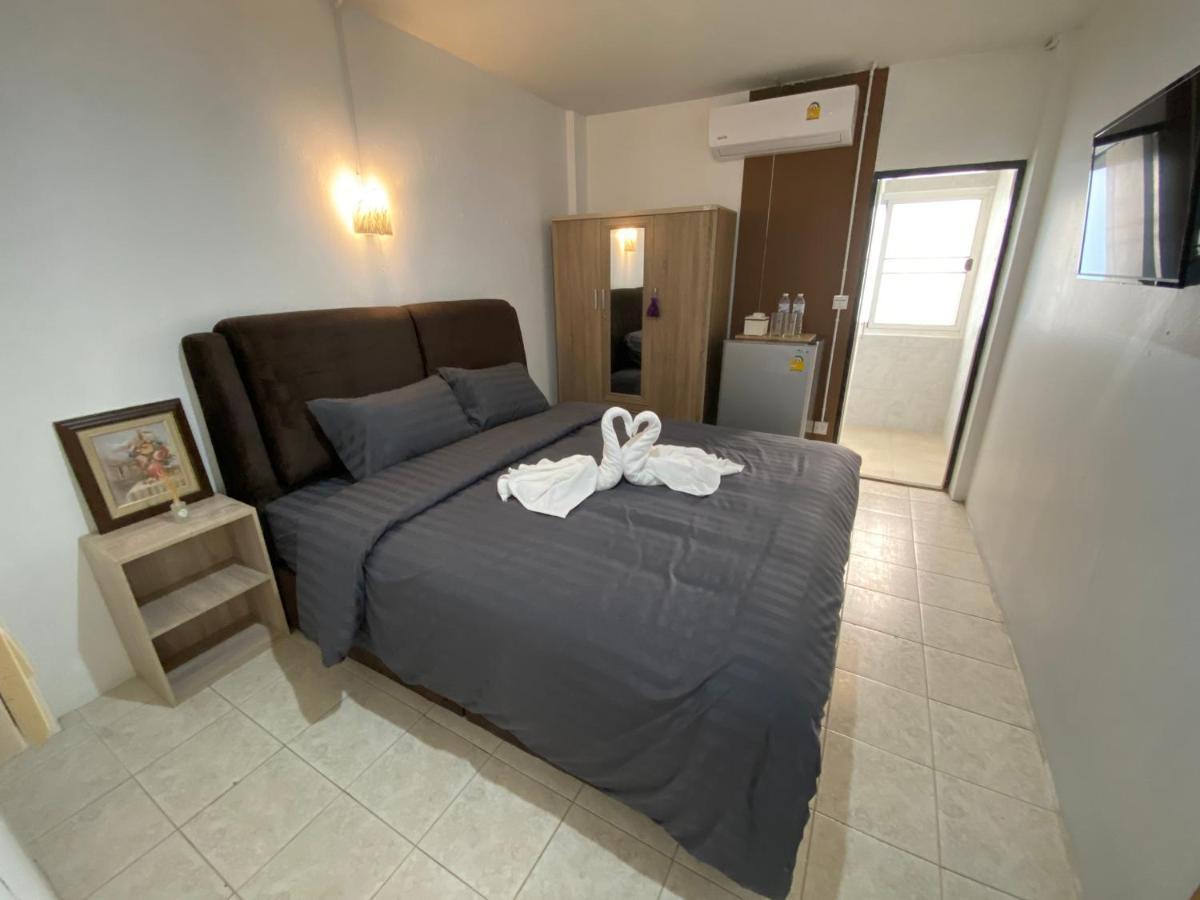 7 เฮาส์ Aparthotel เชียงใหม่ ภายนอก รูปภาพ